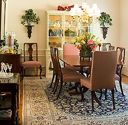 oriental rug in a dining room